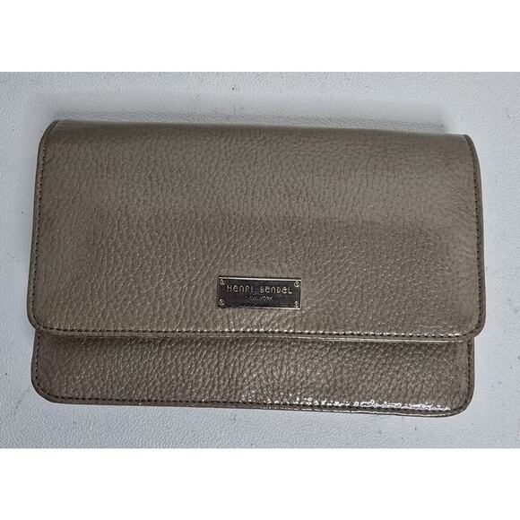Henri Bendel Taupe Patent Leather Crossbody Bag Wallet On A Chain Clutch - Picture 12 of 16